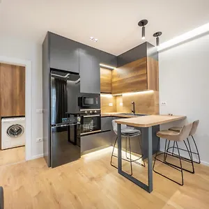 https://pin-apartments.hotels-in-tirana.com