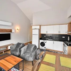 https://red-moon-suites.aegeanhotels.net